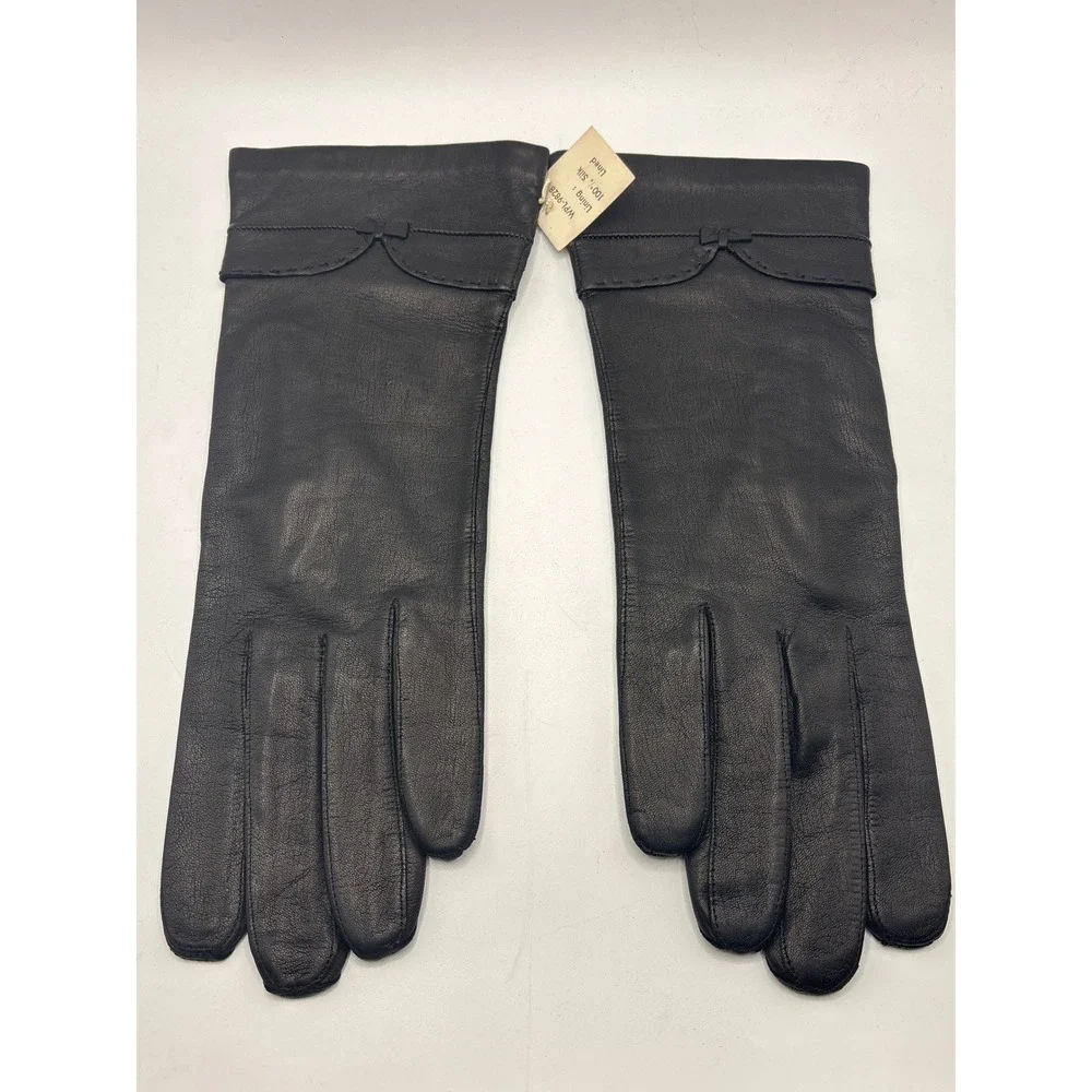 Vintage Black Kid Leather Woman's Gloves Size 7 1/2 Lined Elegant Dressy Driving